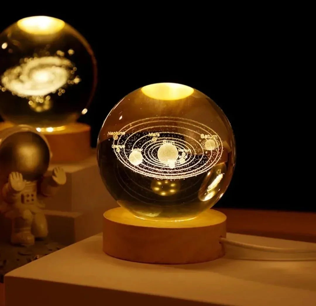 3D Crystal Ball Lamp – Golden Glow & USB Rechargeable