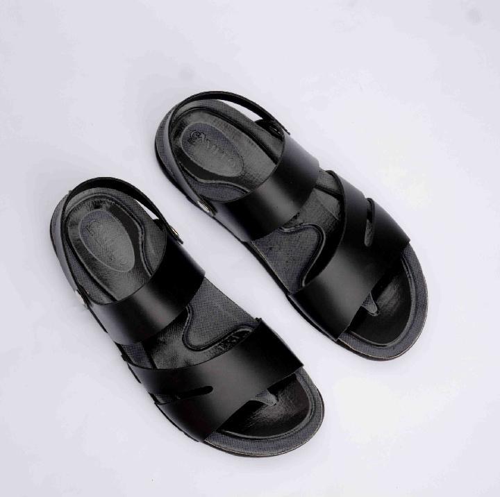 Men's black leather sandals